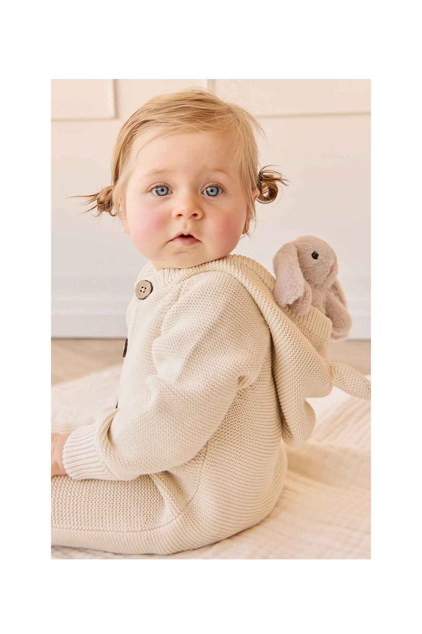 Snuggle Bunnies - Little Penelope - Beige - Image 4