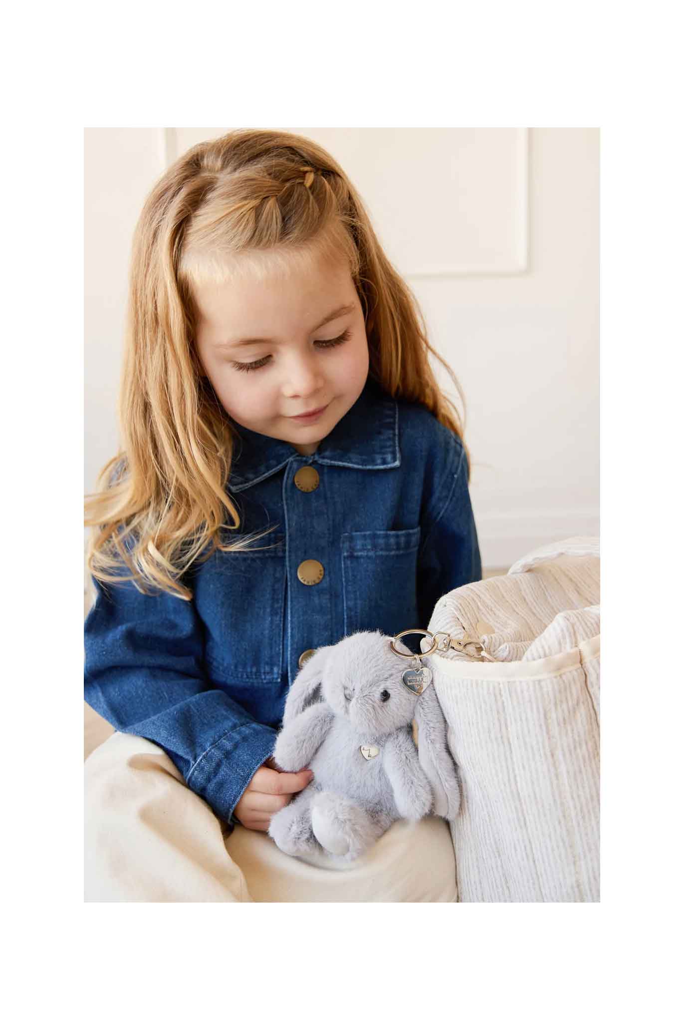 Snuggle Bunnies - Penelope Keyring - Silver - Image 4